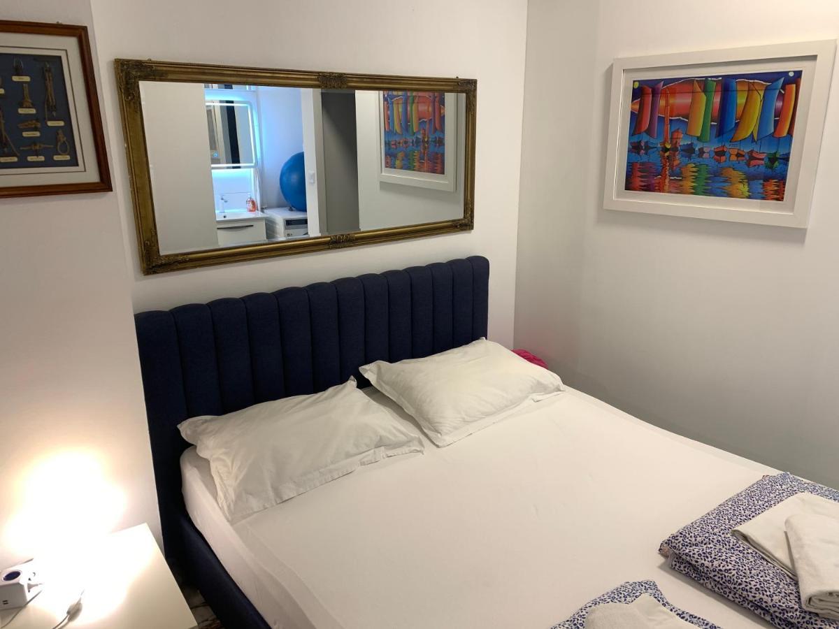 Hostel Сплит Екстериор снимка